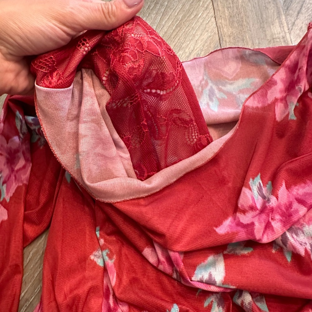 NWOT Free People Floral Lace Bodysuit - Picture 3 of 3